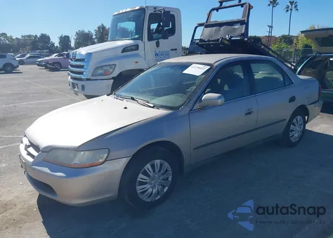 1998 Honda Accord Lx из США, поврежденный, VIN 1HGCG5642WA111783